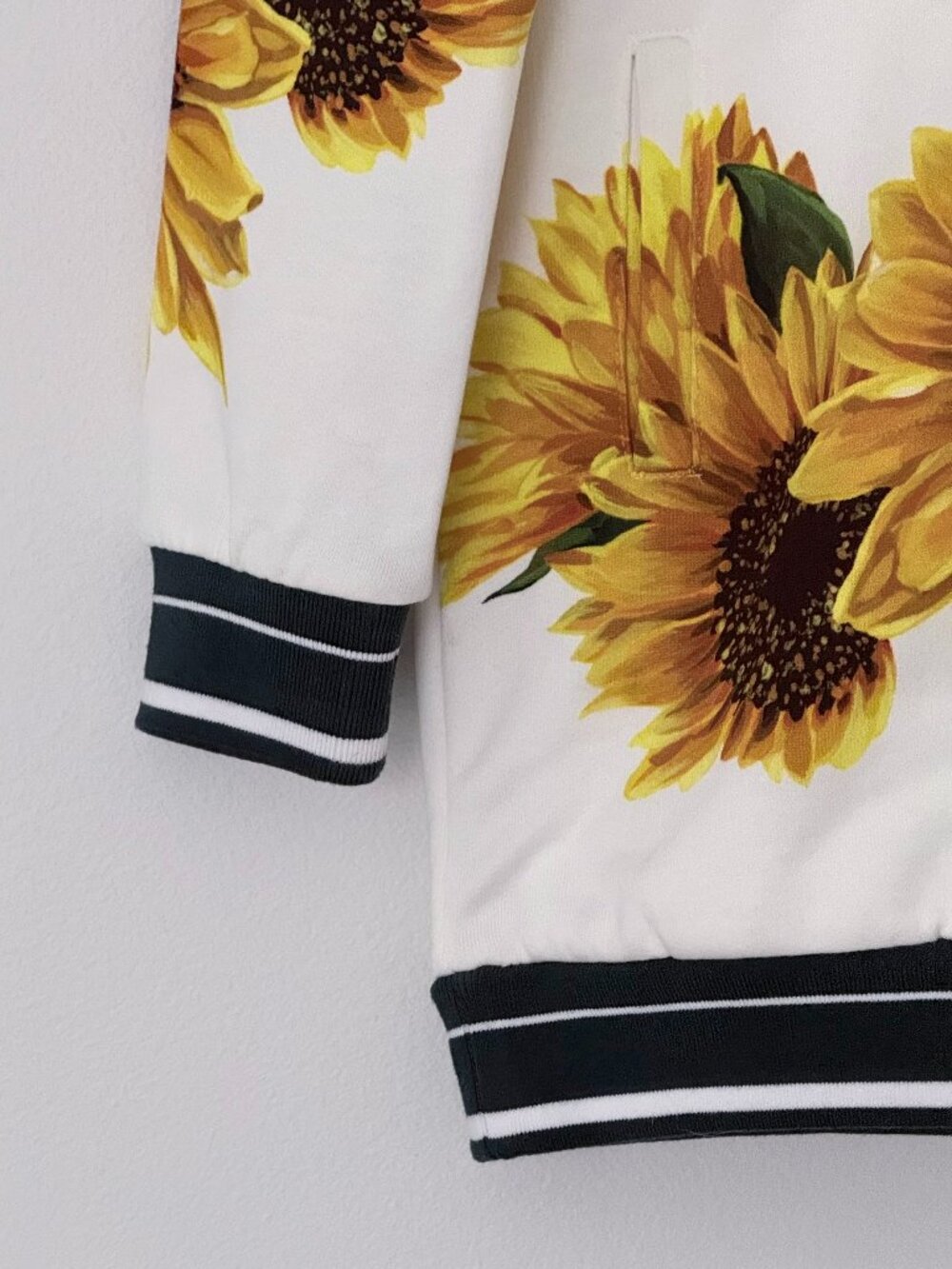Dolce & Gabbana Junior Sunflower Zip Hoodie 10Y - Authentic - NWOT - Picture 3 of 12